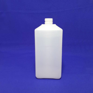 Бутылка прямоугольная 1л D28 мм белая 