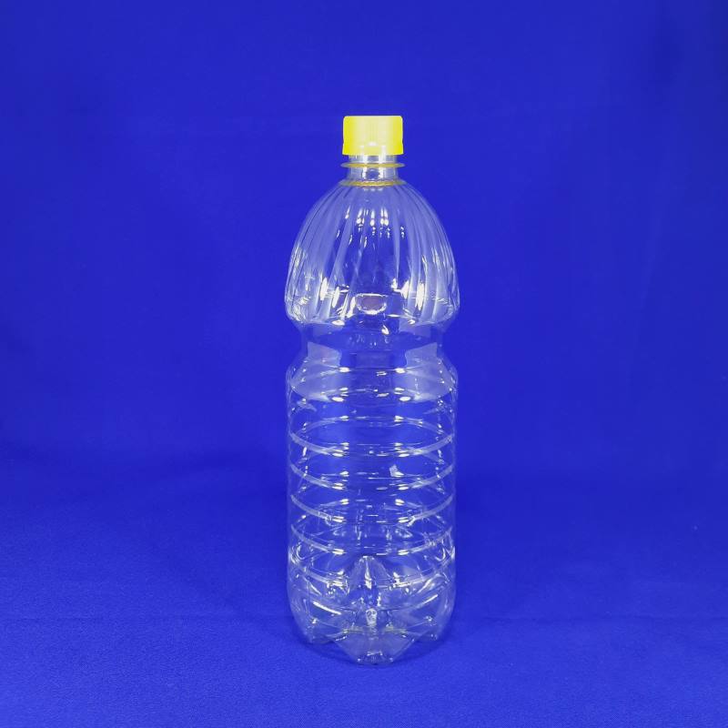 Бутылка с крышкой 1,5 л D28 мм прозрачная