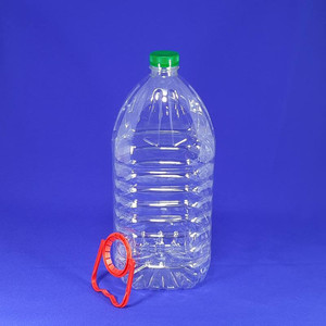 Бутылка квадратная с крышкой и ручкой 5 л D38 мм прозрачная